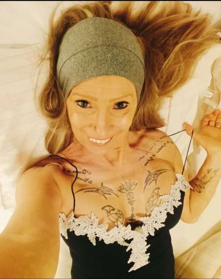  shanael actrice x et escorte girl — photo 2