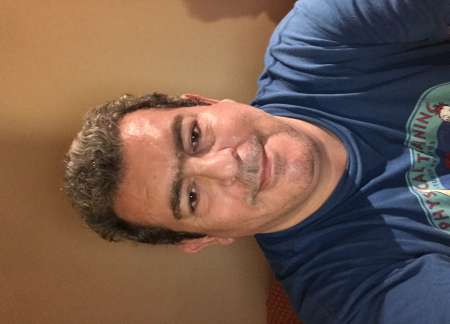 H ch gros et longs tétons à téter et travailler 