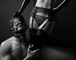 Soumis qui cherche sa maîtresse — photo 3
