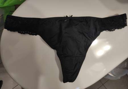 Vend string porté — photo 2