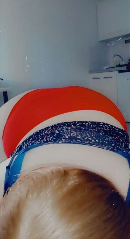 Jeune femme ronde et rousse — photo 3