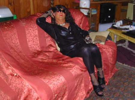 TRAV SEXY pour HOM COURTOIS SÉRIEUX VICIEUX — photo 3