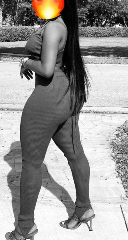 Kara se déplace sur paris