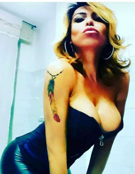 Megan ricchi italien pornostar — photo 5