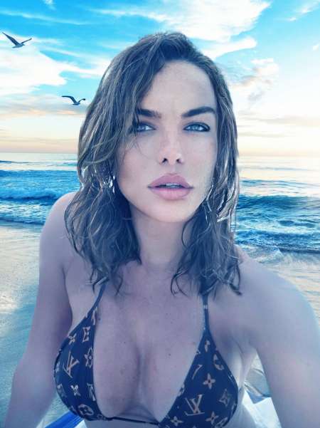 Megan ricchi italien pornostar — photo 6