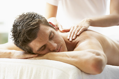massage jeune femme — photo 4