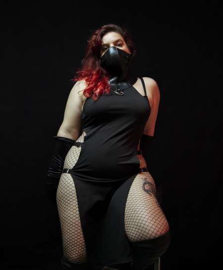 Dominatrice attacheuse, sadique et sensuelle. — photo 3