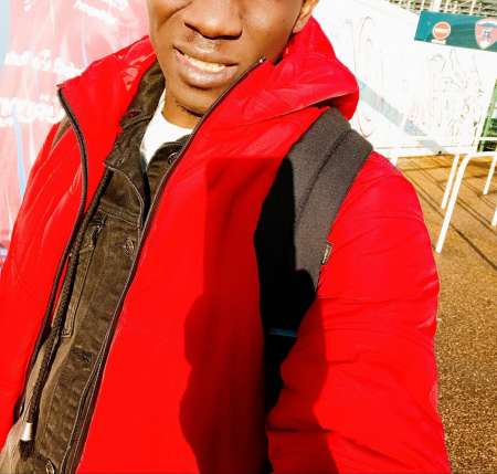 Jeune homme black pour faire des rencontres — photo 2