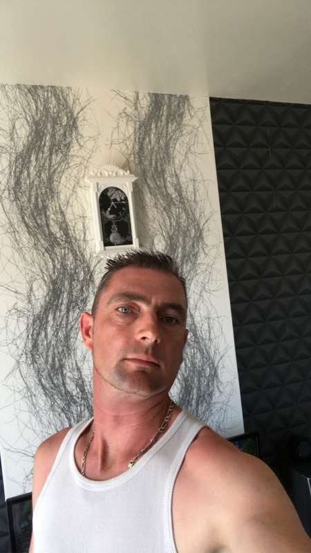 Homme recherche Femme pour passer un bon moment — photo 2