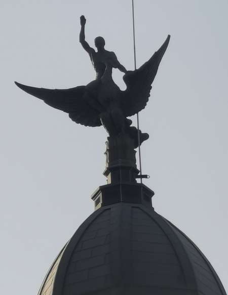  jeune homme très chaud