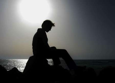 Jeune homme de 20ans cherche une femme de 30+ans