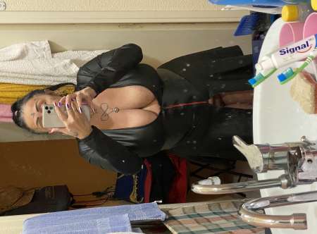 femme mure tres forte poitrine — photo 3