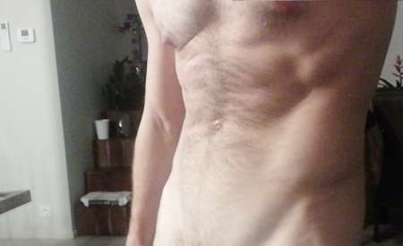 Beau jeune homme pour fille timide — photo 2
