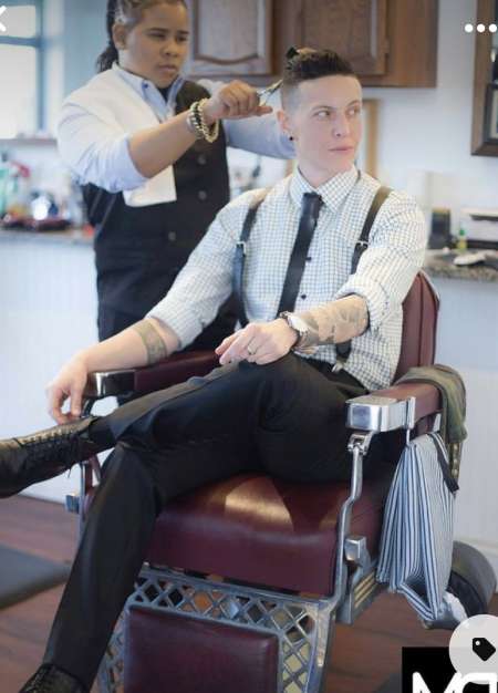 Coupe cheveux militaire pour femme trop féminine — photo 2