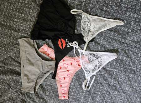 Petite culotte souillées — photo 2
