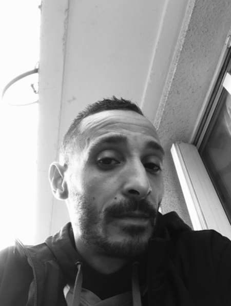 Célibataire discret et mignon pour femme ronde