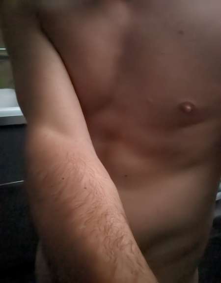 Jeune homme...pour service — photo 2