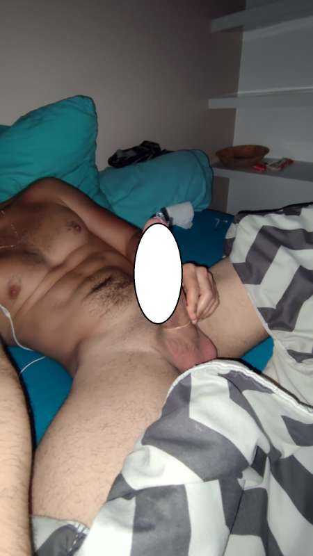 Homme à disposition pour Femme mariée ou couple. — photo 1