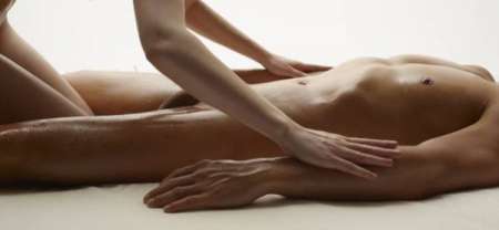 Massage tantrique de la verge à votre domicile