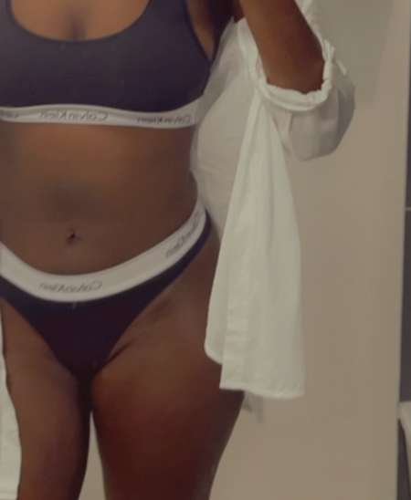 Amina Jolie Douceur