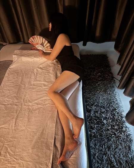Le retour de Mannequin. Massage body body — photo 3