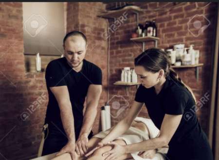  H recherche massage rémunéré par un Couple/ Duo