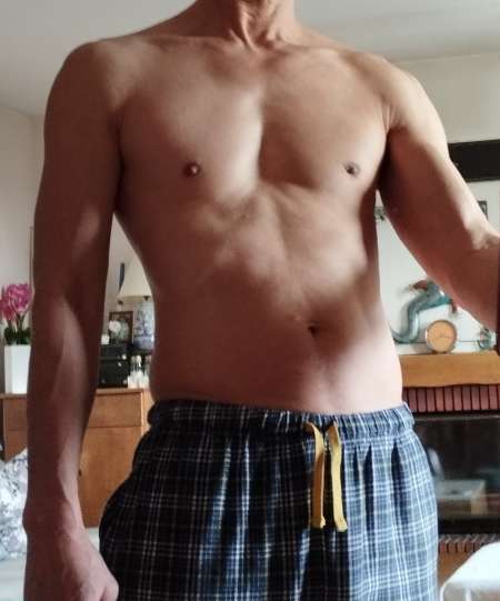 recherche femmes 18-50 ans tournage films erotique