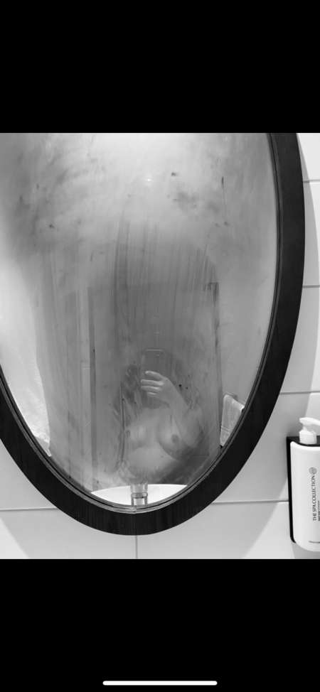 Coquine