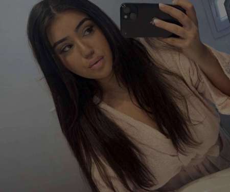 Cherche pute obéissante qui raque bien