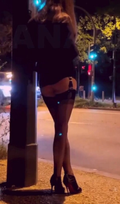 Savina envie de servir les queues — photo 3