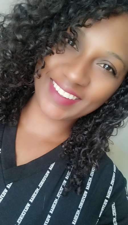  Femme célibataire souhaitant faire des rencontres