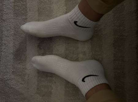 Maître 31a pour larbin à ses pieds. Moneyslave