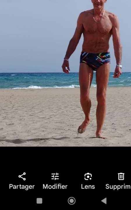 Cherche femme pour câlin