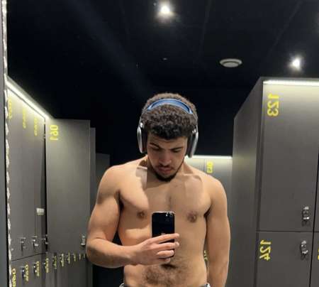  Jeune homme a disposition — photo 2