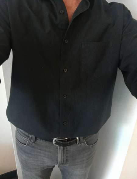 Homme propose ménage nu