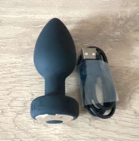  Rosebud - plug vibrant connecté