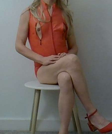  Alexia trave pour moment agréable avec homme — photo 3