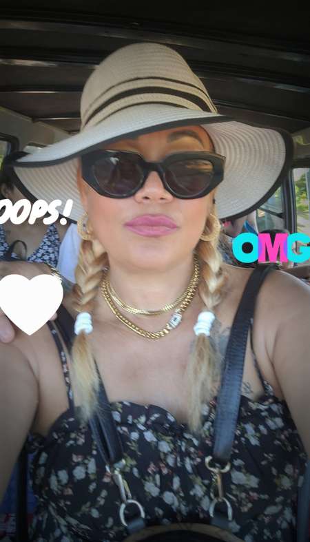 Yamilet jolie famme mûre — photo 10