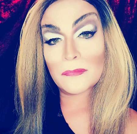  Julia transgenre reçois dans maison discrète — photo 2