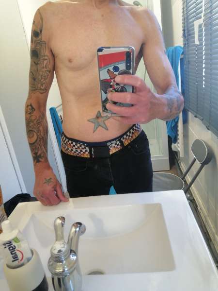 Homme hétéro cherche femme ou couple hétéro