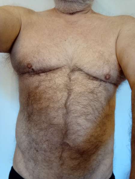 Homme mur pour femme ou couple