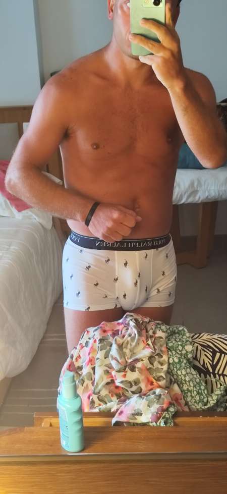 Jeune homme cherche jeune femme plan cul