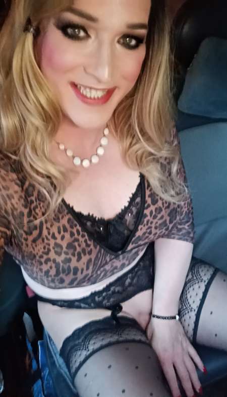 Trav Very Sexy à rencontrer — photo 4