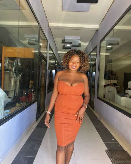 Femme sérieuse — photo 3