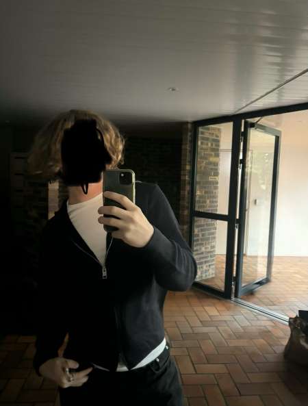 Jeune minet à la recherche d un sugar daddy