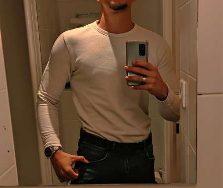 Escort boy homme en Room service pour femmes — photo 2