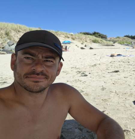 Jeune homme 37ans recherche plaisir avec une femme