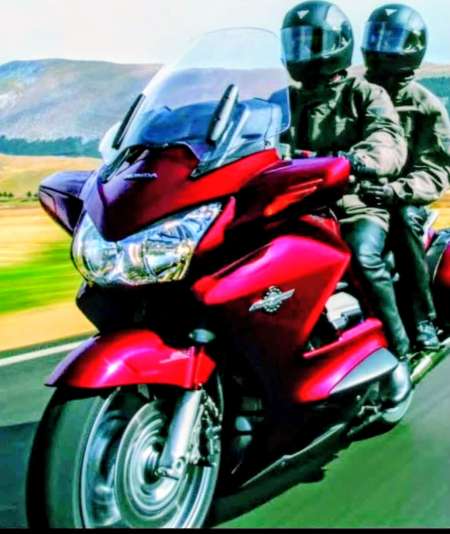 Recherche Femme sérieuse pour Balade Duo en Moto — photo 2