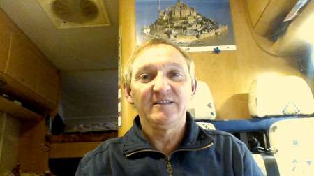 Cherche Femmes ronde pour plaisirs .