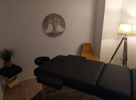 MASSAGE PRO TANTRIQUE/YONI POUR FEMMES